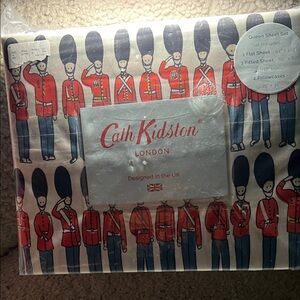 New Cath Kidston London Guard Soldiers Queen Sheet Set NWT
